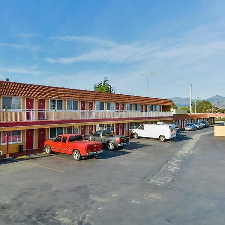 Hollister Inn Exteriör bild
